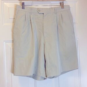 AXIST MEN SHORTS SIZE 32